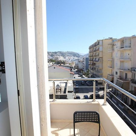 Nika Hotel Sarandë Eksteriør billede