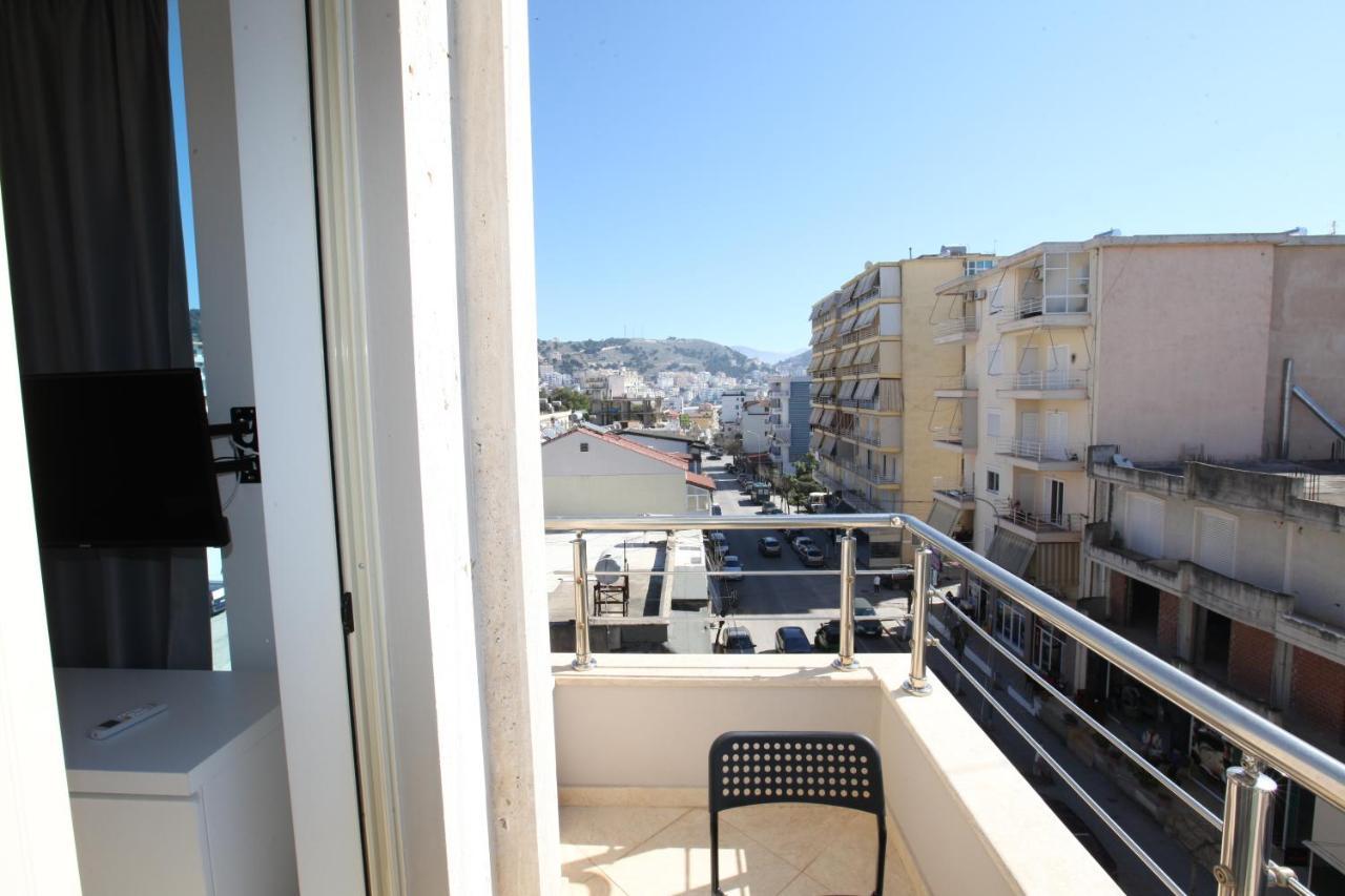 Nika Hotel Sarandë Eksteriør billede